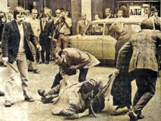 Prügelnde Zivilpolizisten wollen am 19. Mai 1973 in Dortmund eine Demonstration gegen Kreml-Chef Breschnew verhindern. Die Wirtschaftsbeziehungenzur Sowjetunion sollen nicht gestört werden, das Gas-Röhren-Geschäft. Ich komme in Gefangenschaft in einen Bunker.